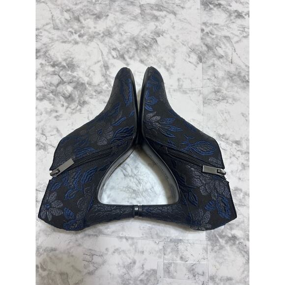 Bandolino Brocade Zip Up Booties 7.5M Black Navy Floral Witchy Whimsygoth Retro - Picture 7 of 11